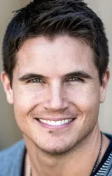 Робби Амелл